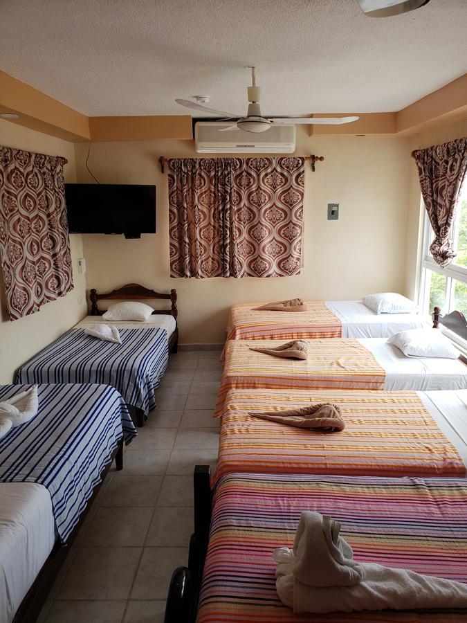 Hotel Cuarto Camino Playa Del Carmen Luaran gambar