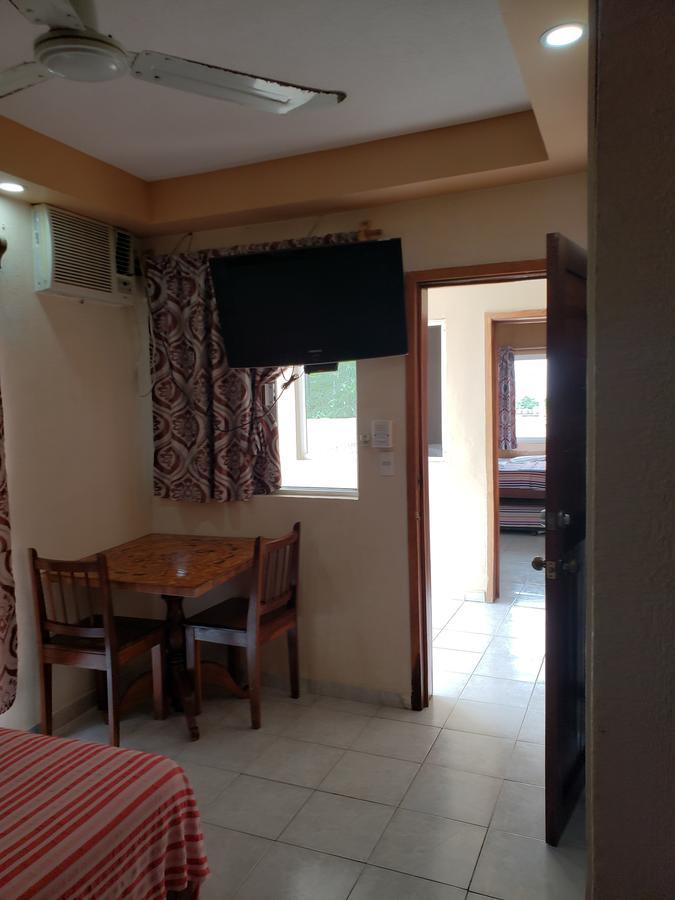 Hotel Cuarto Camino Playa Del Carmen Luaran gambar